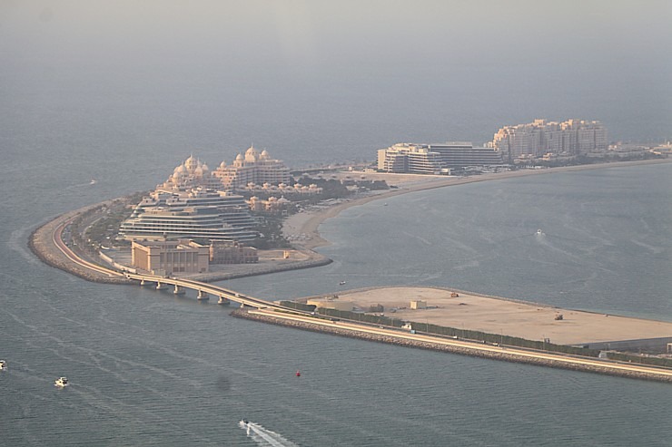 Travelnews.lv 38 minūtes izbauda pasaulē augstākā panorāmas rata «Ain Dubai» braucienu 311496