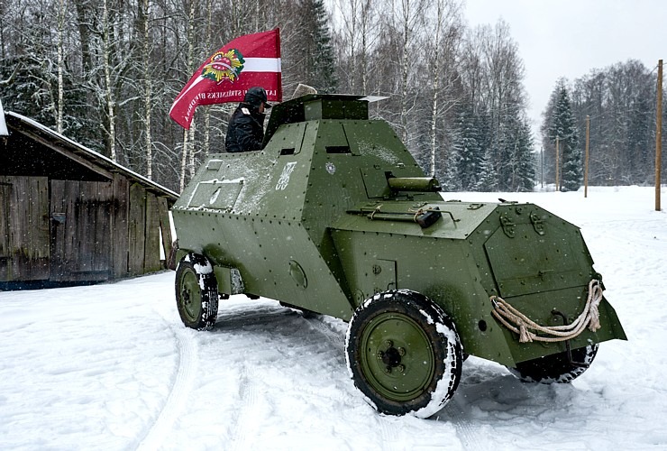 Travelnews.lv sadarbībā ar auto nomu «Avis Latvija» apciemo «Ziemassvētku kauju muzejs». Foto: Sergejs Melkonovs Travelnews.lv sadarbībā ar auto nomu «Avis Latvija» apciemo «Ziemassvētku kauju muzejs». Foto: Sergejs Melkonovs 312901