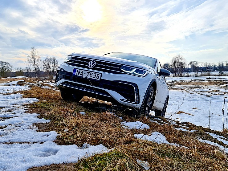 Ceļojam ar septiņvietīgo «VW Tiguan Allspace R-Line» uz Kuldīgas viesnīcu «Boutique Hotel Virkas Muiža» Ceļojam ar septiņvietīgo «VW Tiguan Allspace R-Line» uz Kuldīgas viesnīcu «Boutique Hotel Virkas Muiža» 314229