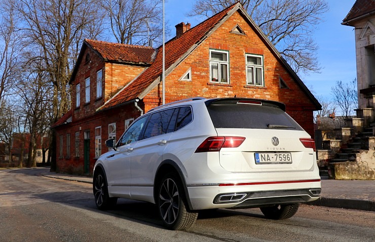 Ceļojam ar septiņvietīgo «VW Tiguan Allspace R-Line» uz Kuldīgas viesnīcu «Boutique Hotel Virkas Muiža» Ceļojam ar septiņvietīgo «VW Tiguan Allspace R-Line» uz Kuldīgas viesnīcu «Boutique Hotel Virkas Muiža» 314222