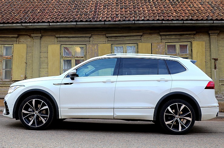 Ceļojam ar septiņvietīgo «VW Tiguan Allspace R-Line» uz Kuldīgas viesnīcu «Boutique Hotel Virkas Muiža» Ceļojam ar septiņvietīgo «VW Tiguan Allspace R-Line» uz Kuldīgas viesnīcu «Boutique Hotel Virkas Muiža» 314223