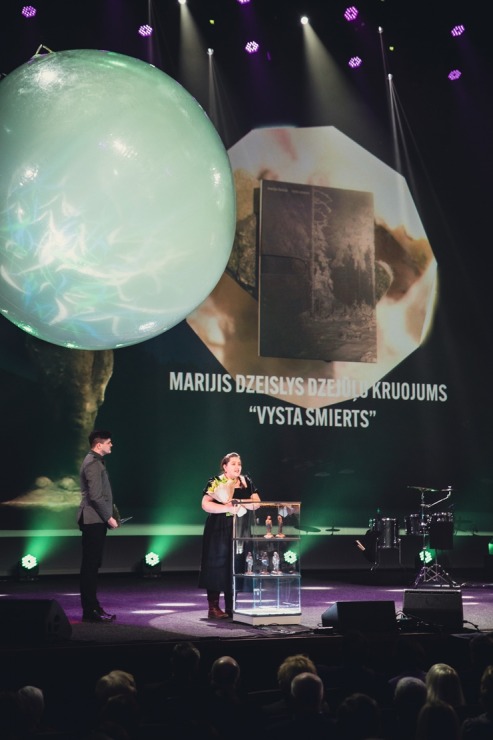 Latgaliešu kultūras gada balva «Boņuks 2021» tiek pasniegta Latgales vēstniecībā «GORS». Foto: Dagnija Bernāne Latgaliešu kultūras gada balva «Boņuks 2021» tiek pasniegta Latgales vēstniecībā «GORS». Foto: Dagnija Bernāne 314622