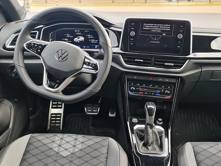 Travelnews.lv apceļo Latviju ar jauno «Volkswagen T-Roc 1.5 TSI R-Line» 315426