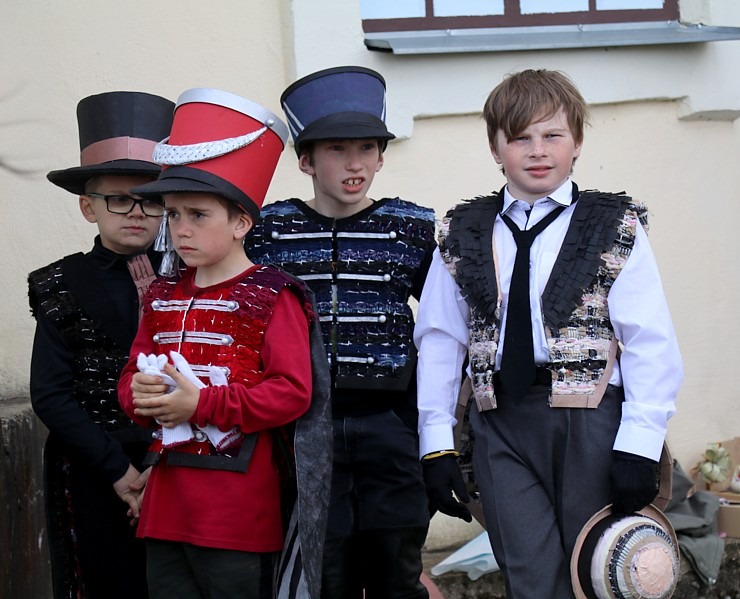Krāslavas grāfu Plāteru pils kompleksā notiek praktisko mākslu festivāls «Pārvērtības» 316249