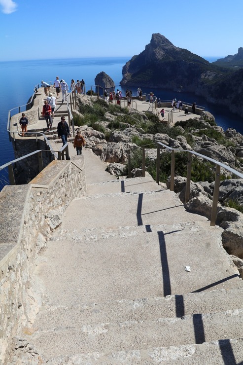 Travelnews.lv iepazīst burvīgus dabas skatus Maļorkas Formentora ragā. Sadarbībā ar tūrisma firmu «Atlantic Travel» Travelnews.lv iepazīst burvīgus dabas skatus Maļorkas Formentora ragā. Sadarbībā ar tūrisma firmu «Atlantic Travel» 316620