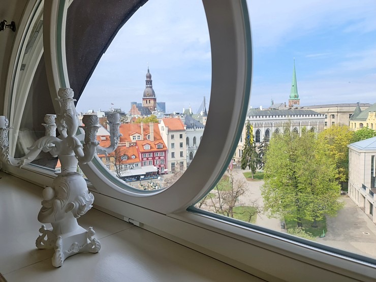 Travelnews.lv iepazīst un izbauda Vecrīgas viesnīcas «Relais le Chevalier» brokastis ar skatu 316684