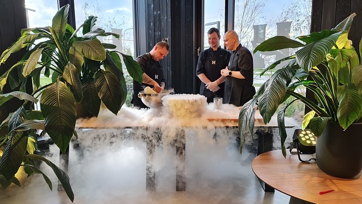 Travelnews.lv apmeklē Mārupes jaunā restorāna «Hercogs Garden» oficiālo atklāšanu 316814