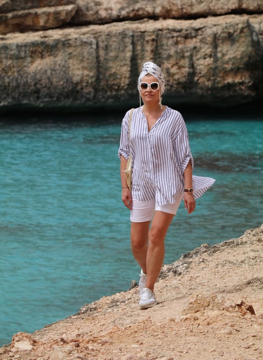 Klinšu ieskautā «Calo des Moro» pludmale salas dienvidos tiek uzskatīta par skaistāko Maļorkā. Sadarbībā ar Latvijas tūrisma firmu Atlantic Travel Klinšu ieskautā «Calo des Moro» pludmale salas dienvidos tiek uzskatīta par skaistāko Maļorkā. Sadarbībā ar Latvijas tūrisma firmu Atlantic Travel 317392