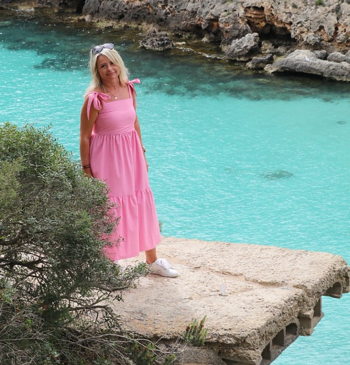 Travelnews.lv apmeklē klinšu ieskautu pludmali «Cala Pi» ar bīstamu skatu laukumu. Sadarbībā ar Latvijas tūrisma firmu Atlantic Travel Travelnews.lv apmeklē klinšu ieskautu pludmali «Cala Pi» ar bīstamu skatu laukumu. Sadarbībā ar Latvijas tūrisma firmu Atlantic Travel 317507