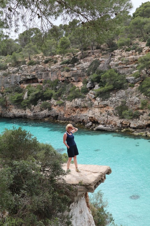 Travelnews.lv apmeklē klinšu ieskautu pludmali «Cala Pi» ar bīstamu skatu laukumu. Sadarbībā ar Latvijas tūrisma firmu Atlantic Travel 317516