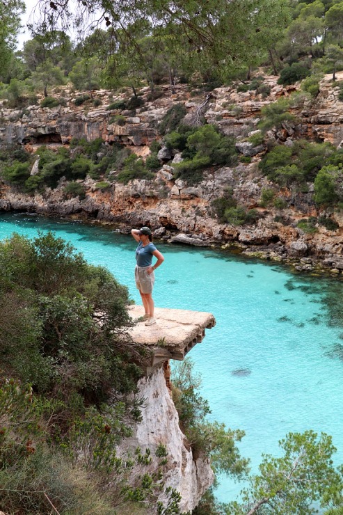 Travelnews.lv apmeklē klinšu ieskautu pludmali «Cala Pi» ar bīstamu skatu laukumu. Sadarbībā ar Latvijas tūrisma firmu Atlantic Travel Travelnews.lv apmeklē klinšu ieskautu pludmali «Cala Pi» ar bīstamu skatu laukumu. Sadarbībā ar Latvijas tūrisma firmu Atlantic Travel 317501