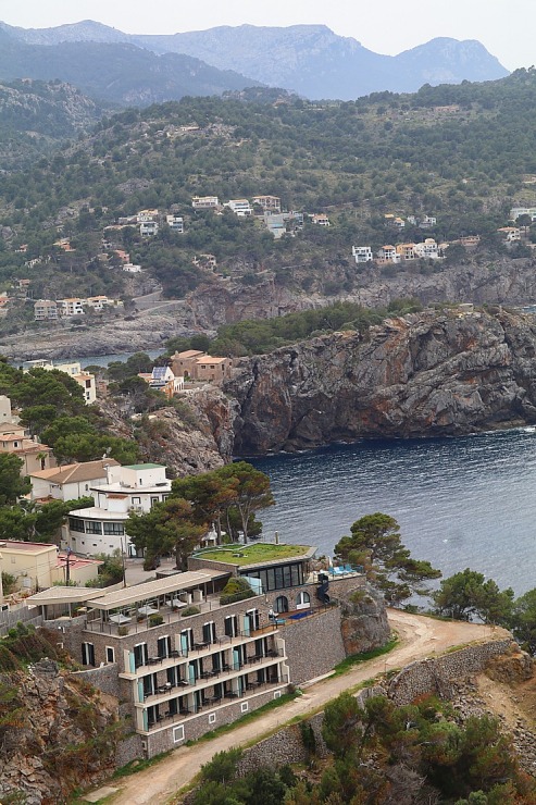 Travelnews.lv iepazīst un pusdieno Maļorkas labākajā viesnīcā «Jumeirah Port Soller Hotel & Spa». Sadarbībā ar Latvijas tūrisma firmu «Atlantic Travel Travelnews.lv iepazīst un pusdieno Maļorkas labākajā viesnīcā «Jumeirah Port Soller Hotel & Spa». Sadarbībā ar Latvijas tūrisma firmu «Atlantic Travel 318109