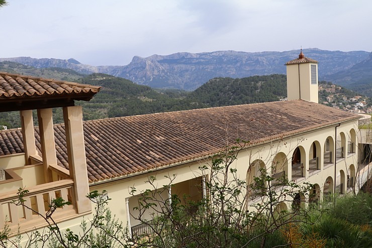Travelnews.lv iepazīst un pusdieno Maļorkas labākajā viesnīcā «Jumeirah Port Soller Hotel & Spa». Sadarbībā ar Latvijas tūrisma firmu «Atlantic Travel 318122