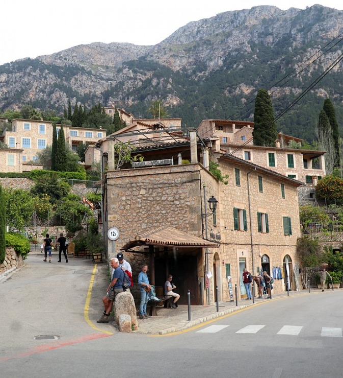 Travelnews.lv dodas ekskursijā Maļorkas ziemeļos pa auto maršrutu: Valldemossa - Soļera. Sadarbībā ar Latvijas tūrisma firmu «Atlantic Travel» Travelnews.lv dodas ekskursijā Maļorkas ziemeļos pa auto maršrutu: Valldemossa - Soļera. Sadarbībā ar Latvijas tūrisma firmu «Atlantic Travel» 318140