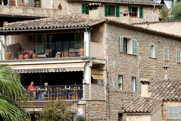Travelnews.lv dodas ekskursijā Maļorkas ziemeļos pa auto maršrutu: Valldemossa - Soļera. Sadarbībā ar Latvijas tūrisma firmu «Atlantic Travel» Travelnews.lv dodas ekskursijā Maļorkas ziemeļos pa auto maršrutu: Valldemossa - Soļera. Sadarbībā ar Latvijas tūrisma firmu «Atlantic Travel» 318138