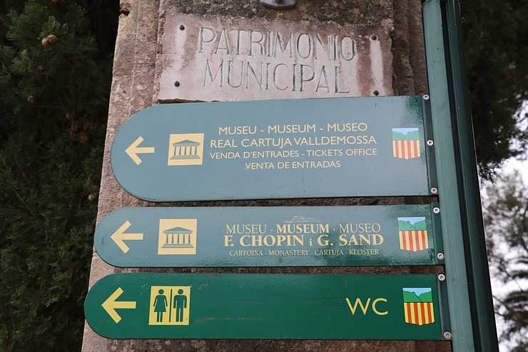 Maļorkas pilsēta Valldemossa ir UNESCO Pasaules mantojuma vieta. Sadarbībā ar Latvijas tūrisma firmu «Atlantic Travel» Maļorkas pilsēta Valldemossa ir UNESCO Pasaules mantojuma vieta. Sadarbībā ar Latvijas tūrisma firmu «Atlantic Travel» 318231