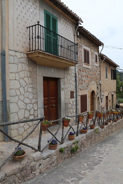 Travelnews.lv iepazīst Maļorkas pilsētas Valldemossa kafejnīcas un veikalus. Sadarbībā ar Latvijas tūrisma firmu «Atlantic Travel» Travelnews.lv iepazīst Maļorkas pilsētas Valldemossa kafejnīcas un veikalus. Sadarbībā ar Latvijas tūrisma firmu «Atlantic Travel» 318272