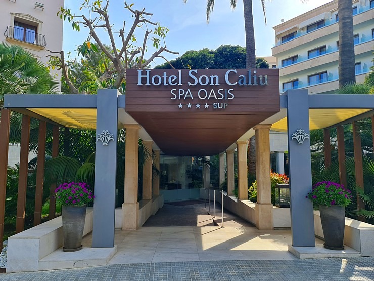 Travelnews.lv iepazīst un nakšņo Maļorkas viesnīcā «Hotel Son Caliu Spa Oasis» galvaspilsētas tuvumā. Sadarbībā ar Latvijas tūrisma firmu «Atlantic Tr Travelnews.lv iepazīst un nakšņo Maļorkas viesnīcā «Hotel Son Caliu Spa Oasis» galvaspilsētas tuvumā. Sadarbībā ar Latvijas tūrisma firmu «Atlantic Tr 318380