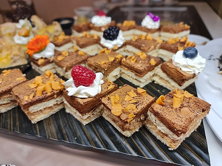 Travelnews.lv izgaršo Maļorkas viesnīcas «Hotel Son Caliu Spa Oasis» ēdienkarti. Sadarbībā ar Latvijas tūrisma firmu «Atlantic Travel» Travelnews.lv izgaršo Maļorkas viesnīcas «Hotel Son Caliu Spa Oasis» ēdienkarti. Sadarbībā ar Latvijas tūrisma firmu «Atlantic Travel» 318469