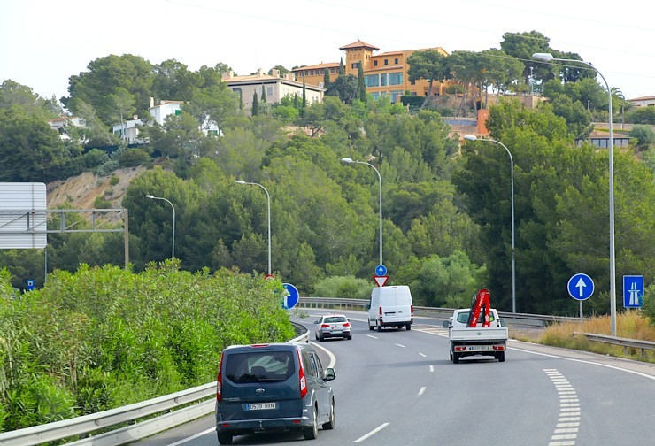 Travelnews.lv iepazīst Maļorkas kvalitatīvo ceļu infrastruktūru un burvīgos dabas skatus ceļojuma laikā. Sadarbība ar Latvijas tūrisma firmu. «Atlanti Travelnews.lv iepazīst Maļorkas kvalitatīvo ceļu infrastruktūru un burvīgos dabas skatus ceļojuma laikā. Sadarbība ar Latvijas tūrisma firmu. «Atlanti 318527