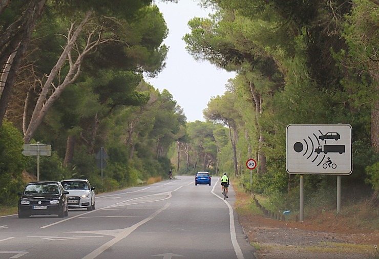 Travelnews.lv iepazīst Maļorkas kvalitatīvo ceļu infrastruktūru un burvīgos dabas skatus ceļojuma laikā. Sadarbība ar Latvijas tūrisma firmu. «Atlanti Travelnews.lv iepazīst Maļorkas kvalitatīvo ceļu infrastruktūru un burvīgos dabas skatus ceļojuma laikā. Sadarbība ar Latvijas tūrisma firmu. «Atlanti 318523