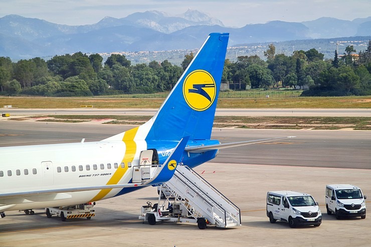 Travelnews.lv lido no Maļorkas uz Rīgu «airBaltic» reisā ar «Ukraine International Airlines». Sadarbībā ar Latvijas tūrisma firmu «Atlantic Travel» Travelnews.lv lido no Maļorkas uz Rīgu «airBaltic» reisā ar «Ukraine International Airlines». Sadarbībā ar Latvijas tūrisma firmu «Atlantic Travel» 318841