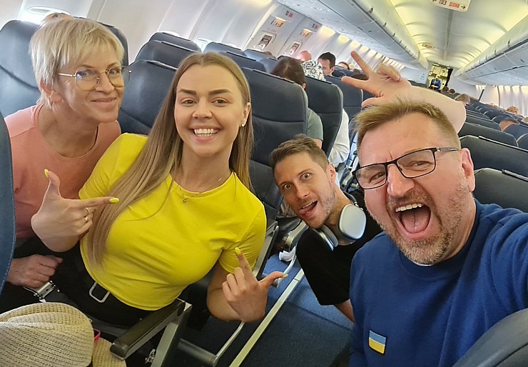 Travelnews.lv lido no Maļorkas uz Rīgu «airBaltic» reisā ar «Ukraine International Airlines». Sadarbībā ar Latvijas tūrisma firmu «Atlantic Travel» Travelnews.lv lido no Maļorkas uz Rīgu «airBaltic» reisā ar «Ukraine International Airlines». Sadarbībā ar Latvijas tūrisma firmu «Atlantic Travel» 318855