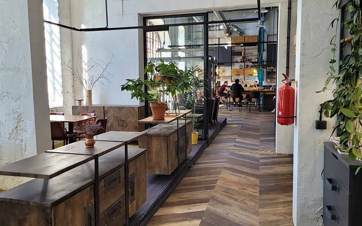 Travelnews.lv sadarbībā ar «Avis Latvija» iepazīst Tallinas konteineru viesnīcu «Hektor Container Hotel» Travelnews.lv sadarbībā ar «Avis Latvija» iepazīst Tallinas konteineru viesnīcu «Hektor Container Hotel» 318878