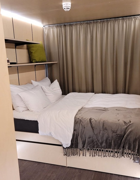 Travelnews.lv sadarbībā ar «Avis Latvija» iepazīst Tallinas konteineru viesnīcu «Hektor Container Hotel» Travelnews.lv sadarbībā ar «Avis Latvija» iepazīst Tallinas konteineru viesnīcu «Hektor Container Hotel» 318890