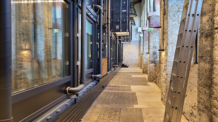 Travelnews.lv sadarbībā ar «Avis Latvija» iepazīst Tallinas konteineru viesnīcu «Hektor Container Hotel» Travelnews.lv sadarbībā ar «Avis Latvija» iepazīst Tallinas konteineru viesnīcu «Hektor Container Hotel» 318863