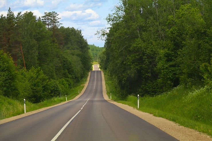 Travelnews.lv ar auto nomas «Avis Latvia» spēkratu apceļo Rāznas ezeru un Ludzu 319243