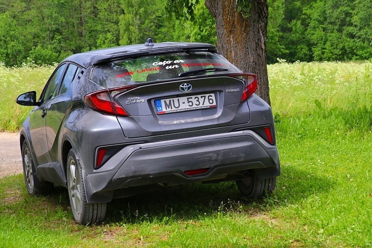 Travelnews.lv ar auto nomas «Avis Latvia» spēkratu apceļo Rāznas ezeru un Ludzu 319278