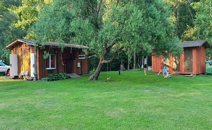 Travelnews.lv ar auto nomas «Avis Latvia» spēkratu apceļo Sivera ezeru, Daugavpili un Krāslavu 319297