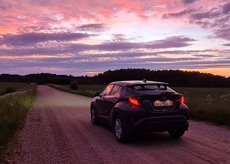 Travelnews.lv ar auto nomas «Avis Latvia» spēkratu apceļo Sivera ezeru, Daugavpili un Krāslavu 319349