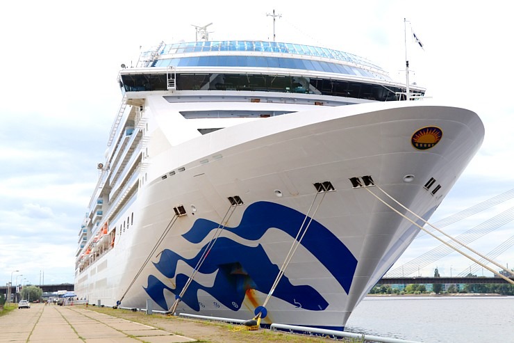 Travelnews.lv kopā ar Rīgas Brīvostas pārvaldi iepazīst ienākušo kruīza kuģi «Island Princess» 319521