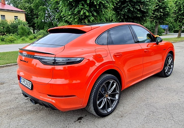 Travelnews.lv izbrauc lielceļu tūri «Porsche World Road Show Latvia 2022» ar jaudīgiem spēkratiem Travelnews.lv izbrauc lielceļu tūri «Porsche World Road Show Latvia 2022» ar jaudīgiem spēkratiem 319827