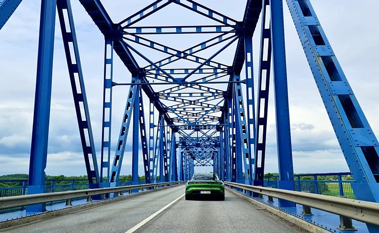 Travelnews.lv izbrauc lielceļu tūri «Porsche World Road Show Latvia 2022» ar jaudīgiem spēkratiem Travelnews.lv izbrauc lielceļu tūri «Porsche World Road Show Latvia 2022» ar jaudīgiem spēkratiem 319829