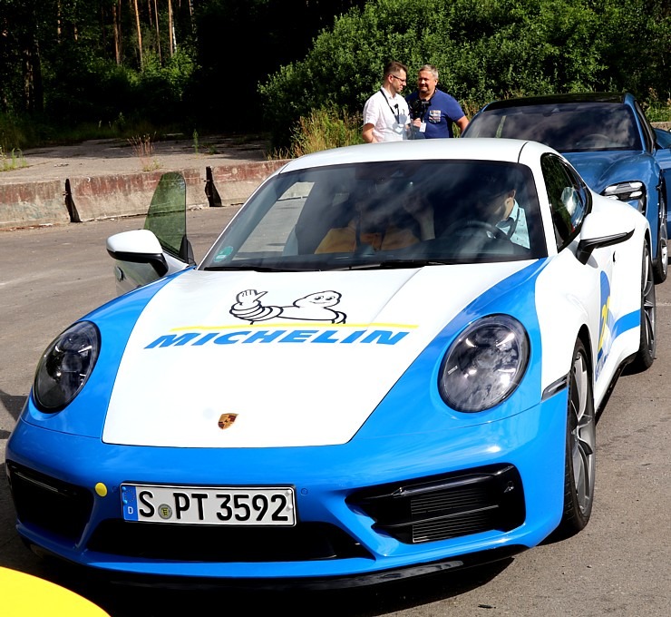 Travelnews.lv izbrauc lielceļu tūri «Porsche World Road Show Latvia 2022» ar jaudīgiem spēkratiem Travelnews.lv izbrauc lielceļu tūri «Porsche World Road Show Latvia 2022» ar jaudīgiem spēkratiem 319831
