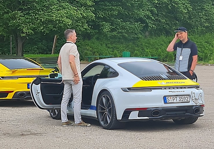 Travelnews.lv izbrauc lielceļu tūri «Porsche World Road Show Latvia 2022» ar jaudīgiem spēkratiem Travelnews.lv izbrauc lielceļu tūri «Porsche World Road Show Latvia 2022» ar jaudīgiem spēkratiem 319836