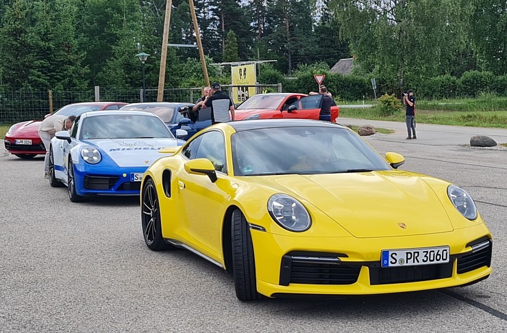 Travelnews.lv izbrauc lielceļu tūri «Porsche World Road Show Latvia 2022» ar jaudīgiem spēkratiem Travelnews.lv izbrauc lielceļu tūri «Porsche World Road Show Latvia 2022» ar jaudīgiem spēkratiem 319803