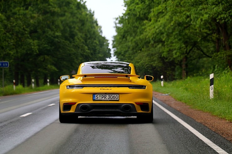 Travelnews.lv izbrauc lielceļu tūri «Porsche World Road Show Latvia 2022» ar jaudīgiem spēkratiem Travelnews.lv izbrauc lielceļu tūri «Porsche World Road Show Latvia 2022» ar jaudīgiem spēkratiem 319804
