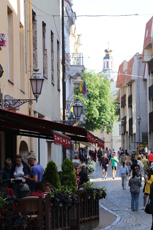 Travelnews.lv ar auto nomas «Europcar Latvia» spēkratu apceļo Viļņu 320448