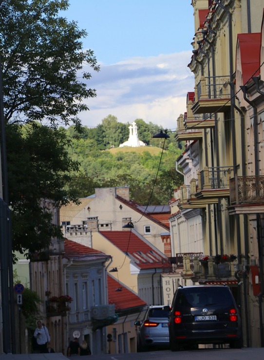 Travelnews.lv ar auto nomas «Europcar Latvia» spēkratu apceļo Viļņu 320461