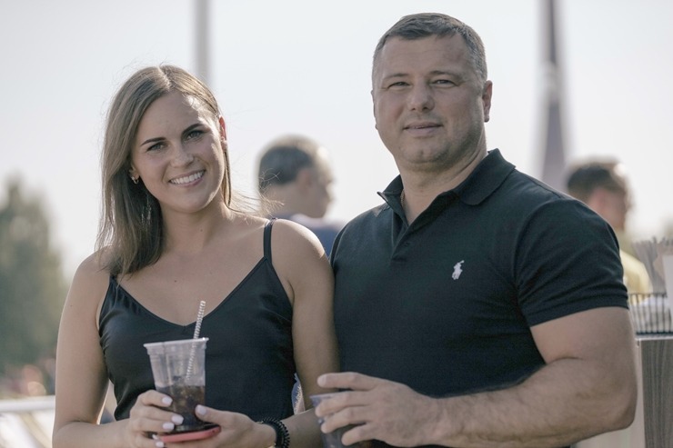 Ar koncertiem, ēdieniem un amatanieku darinājumiem «ATTA KRASTA FESTIVĀLS» priecē rīdziniekus. Foto: ATTA CENTRE Ar koncertiem, ēdieniem un amatanieku darinājumiem «ATTA KRASTA FESTIVĀLS» priecē rīdziniekus. Foto: ATTA CENTRE 320652