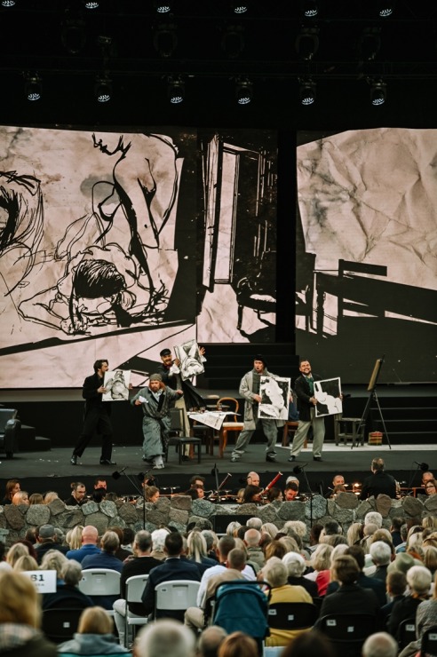 Opermūzikas svētki: Dž. Pučīni operas «Bohēma» oriģināliestudējums Siguldas pilsdrupu estrādē. Foto: : Ginta Zīverte Opermūzikas svētki: Dž. Pučīni operas «Bohēma» oriģināliestudējums Siguldas pilsdrupu estrādē. Foto: : Ginta Zīverte 321049