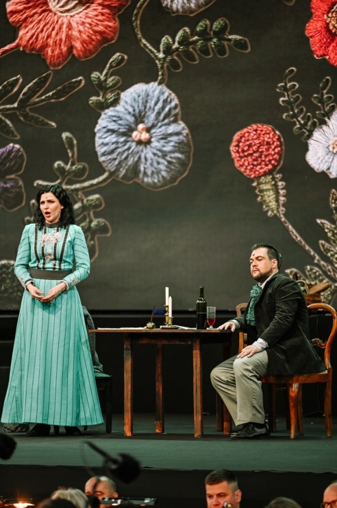 Opermūzikas svētki: Dž. Pučīni operas «Bohēma» oriģināliestudējums Siguldas pilsdrupu estrādē. Foto: : Ginta Zīverte Opermūzikas svētki: Dž. Pučīni operas «Bohēma» oriģināliestudējums Siguldas pilsdrupu estrādē. Foto: : Ginta Zīverte 321054
