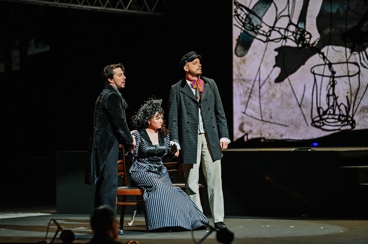 Opermūzikas svētki: Dž. Pučīni operas «Bohēma» oriģināliestudējums Siguldas pilsdrupu estrādē. Foto: : Ginta Zīverte Opermūzikas svētki: Dž. Pučīni operas «Bohēma» oriģināliestudējums Siguldas pilsdrupu estrādē. Foto: : Ginta Zīverte 321072