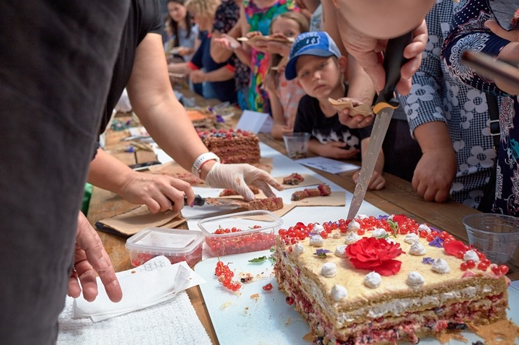 Lauku ceļotājs: Latvijas kulinārais mantojums pulcējas Āraišu dzirnavās. Foto: Valdis Ošiņš 321378