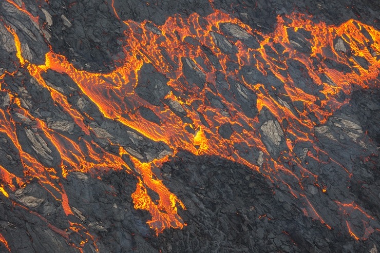 Eksluzīva fotogalerija: Islandes Fagradalsfjadla vulkāna izvirdums tuvplānā. Foto: Priekapuisis 322236