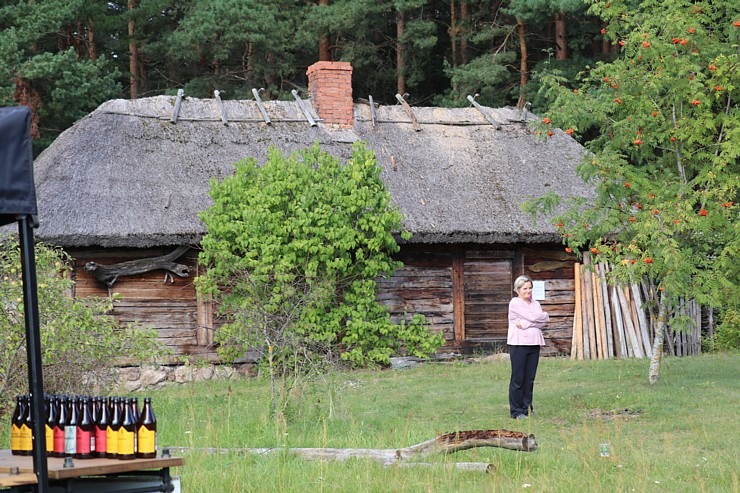 «Mūsdienu amatniecības tirgus 2022» pulcējas koka meistari Latvijas Etnogrāfiskajā brīvdabas muzejā «Mūsdienu amatniecības tirgus 2022» pulcējas koka meistari Latvijas Etnogrāfiskajā brīvdabas muzejā 323202